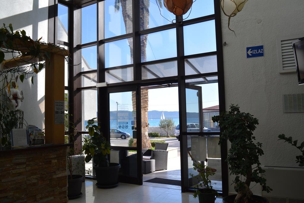 Hotel Ballet School Kaštela Exteriör bild