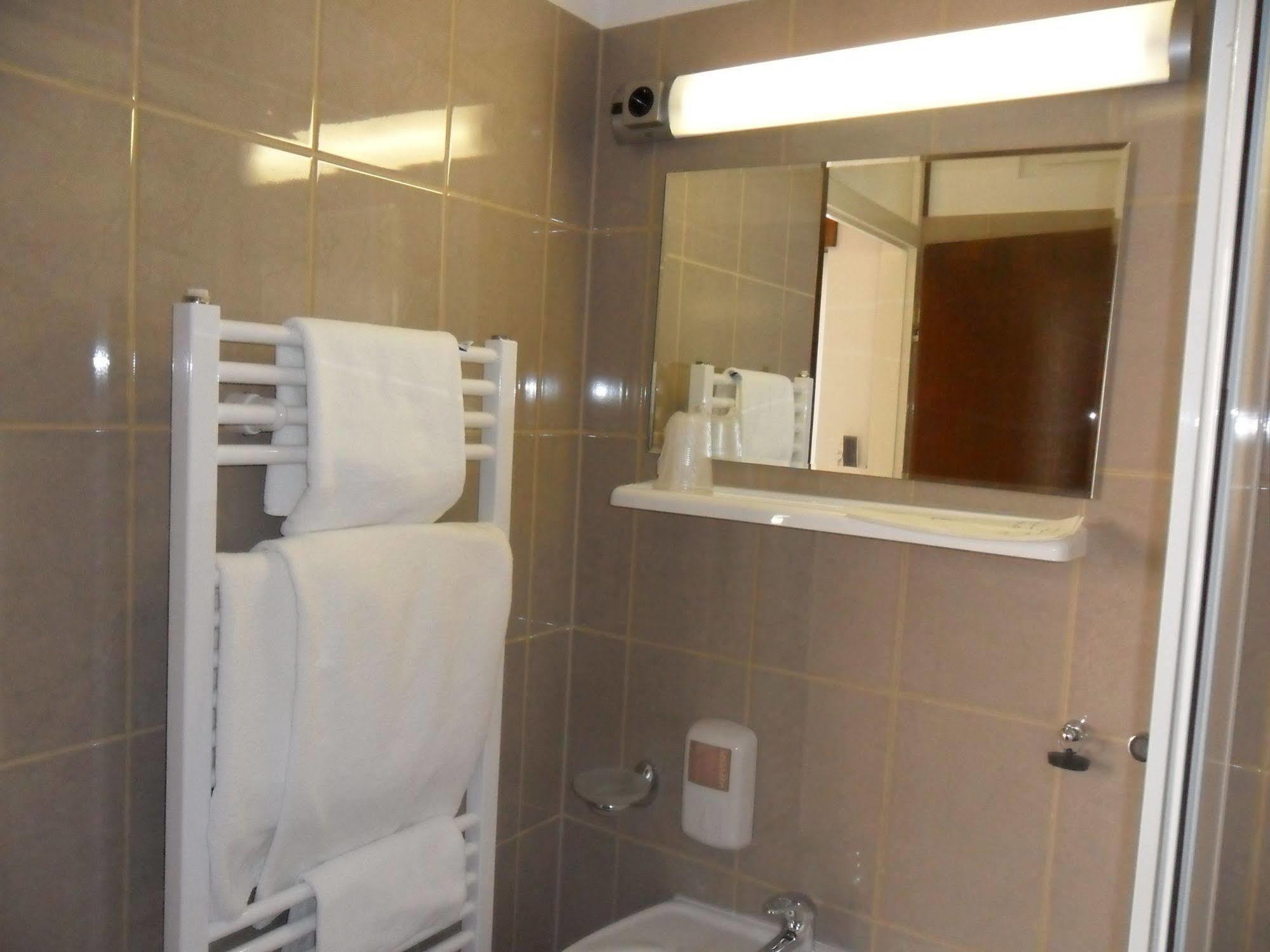 Hotel Ballet School Kaštela Exteriör bild